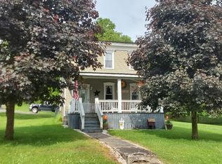 7472 East St, Newport, NY 13416
