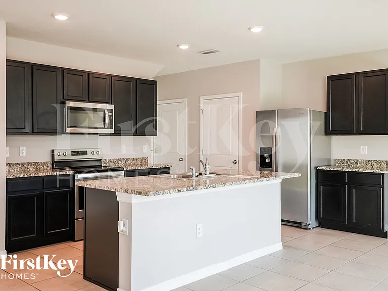 16133 Tuscany Hillside Rd — Photo 6