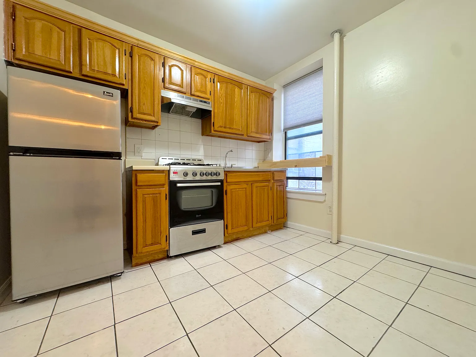 252 South Fourth Street — Photo 3