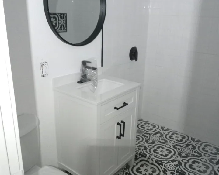 2520 W Vista Ave #B — Photo 3
