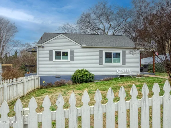 2431 Teeple St, Knoxville, TN 37917