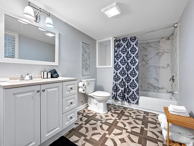 403 Norman Dr — Photo 13