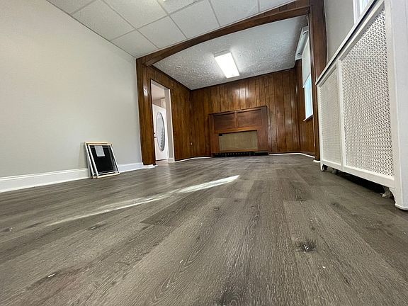 3rd image of 3132 Independence Rd