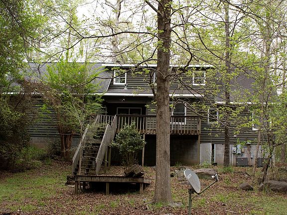 4th image of 131 Carriage Ct NE