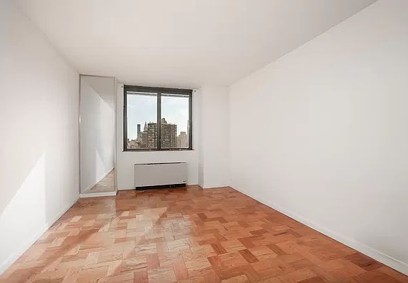 3rd image of 180 E 95th St #18G