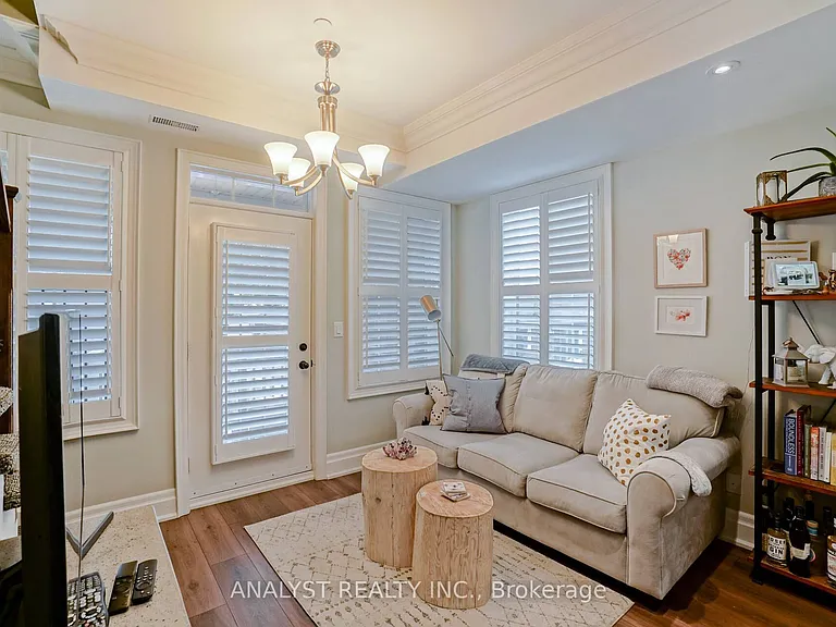 10425 Islington Ave #218 — Photo 16