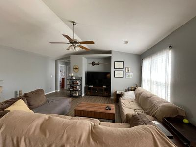 316 Brookway Dr, Manhattan, KS, 66502