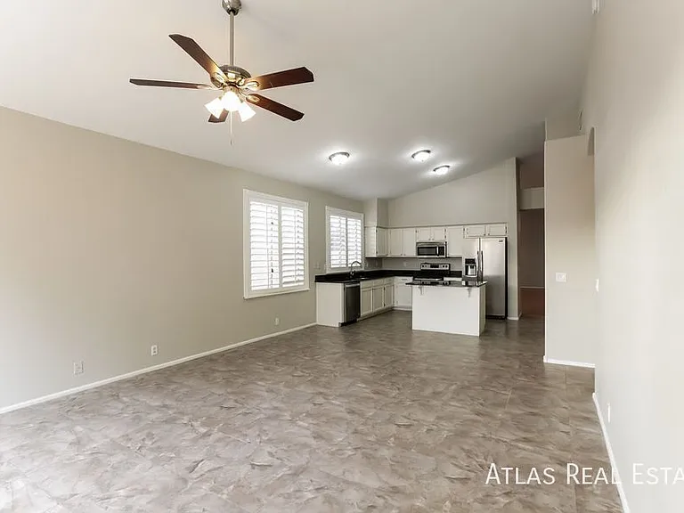 931 N Beck Ct — Photo 8