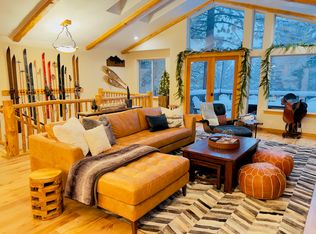 1619 Hekpa Dr, South Lake Tahoe, CA 96150