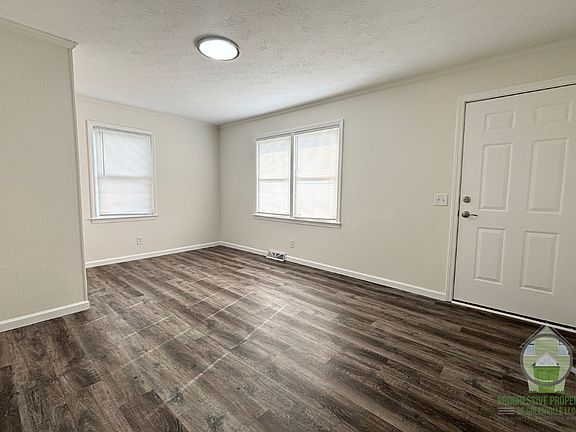 2nd image of 900 E Georgia Rd #6E