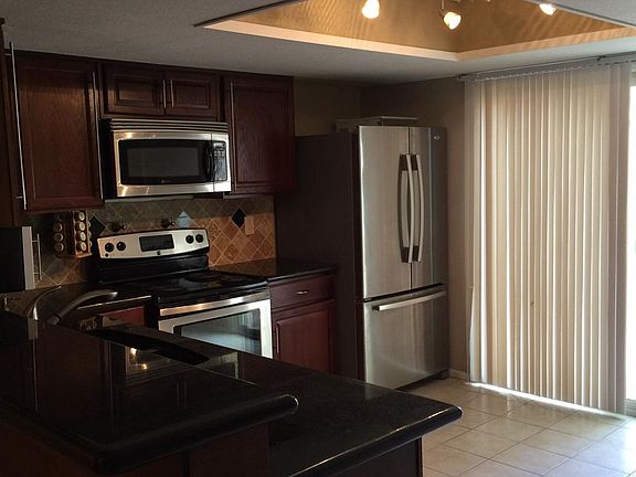 2nd image of 2437 E Tracy Ln Unit 3