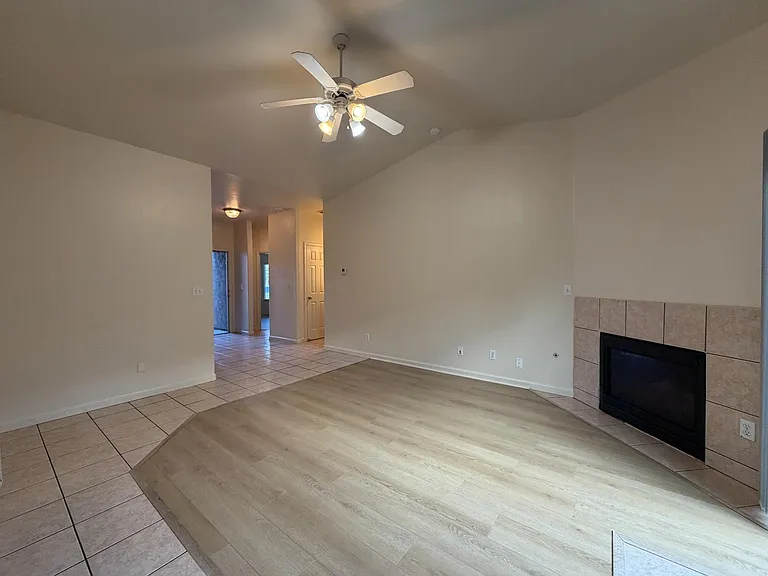 4723 W Clinton Ave #101 — Photo 4