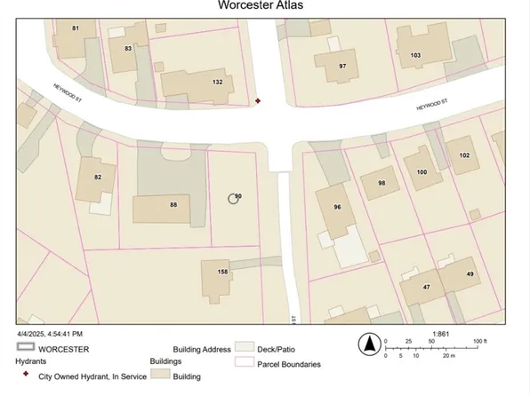 90 Heywood St, Worcester, MA 01604