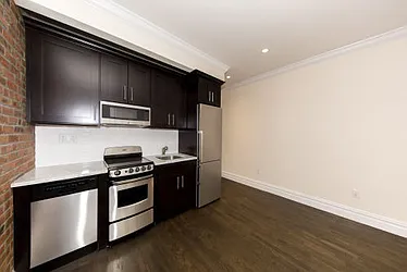 Rented by Icon Realty Management