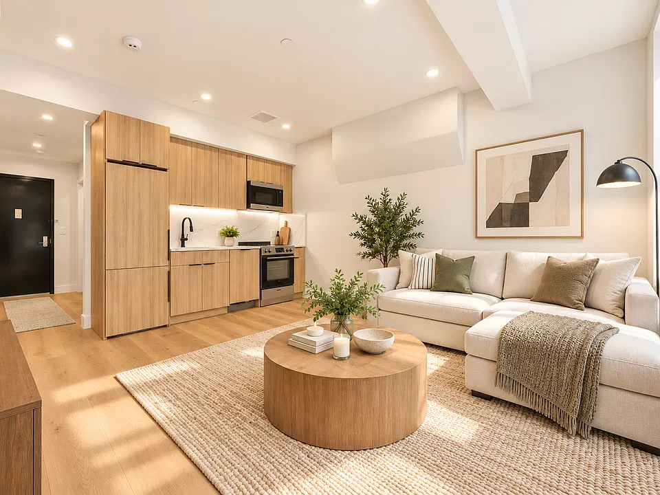 136 Allen St #2A