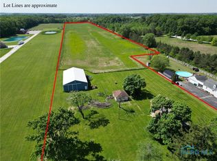 4940 Curtice Rd, Northwood, OH 43619