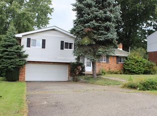 625 Lane Way, Pittsburgh, PA 15227