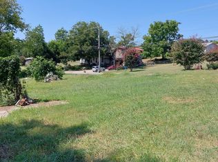 1725 Middlesettlements Rd, Maryville, TN 37801
