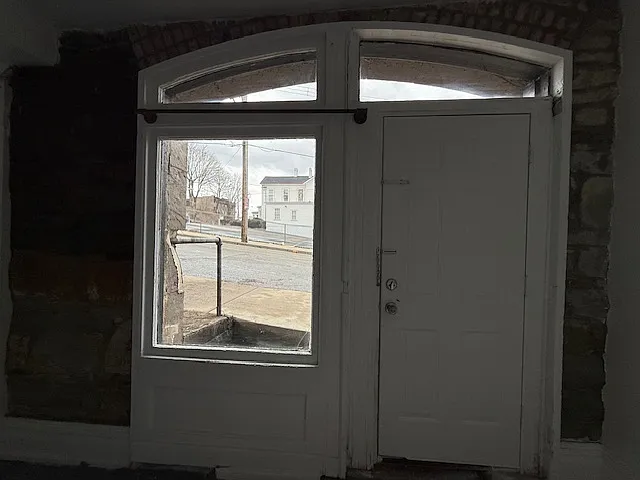 2106 Wilson Ave — Photo 12