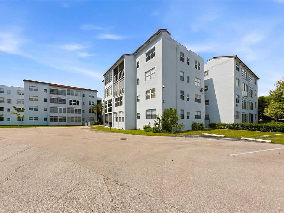 1st image of 2860 Somerset Drive #412k