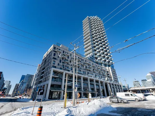 16 Bonnycastle St #1510, Toronto, ON M5A 0C9