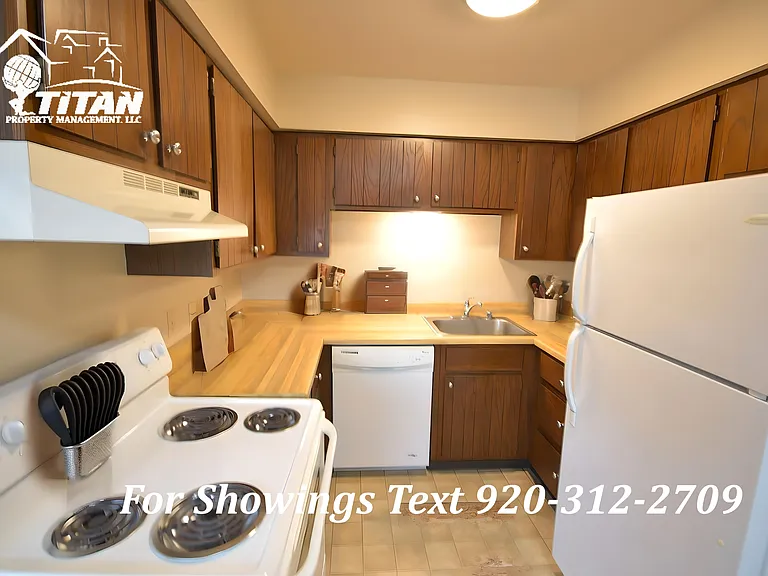 799 Hillside Ter #9 — Photo 4