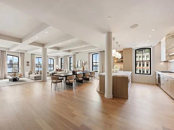 250 West St APT 10A, New York, NY 10013