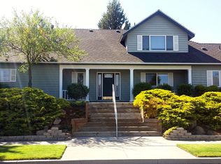 20920 Canal View Dr, Bend, OR 97701