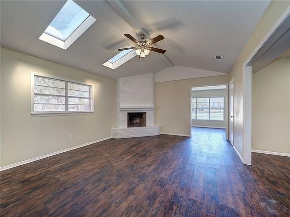 3rd image of 4609 Cornett Dr