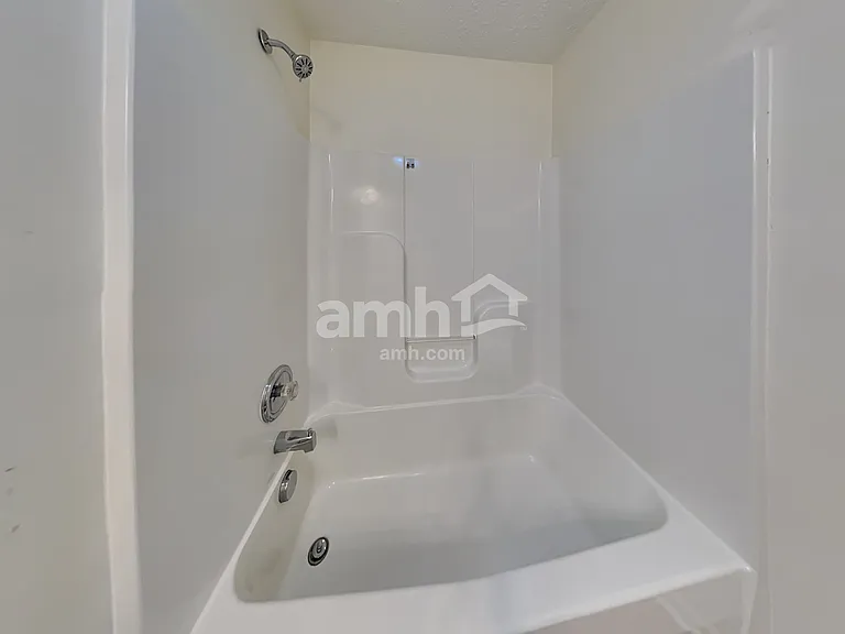 108 Sophie Dr — Photo 16