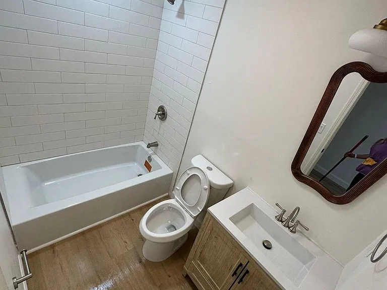 903 11th St #3-305 — Photo 2