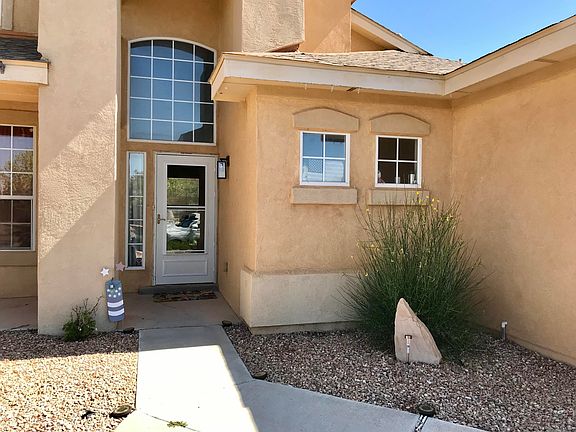 3rd image of 7405 Kingfisher Ct NW