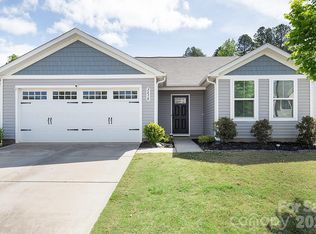 2458 Thorn Spring Ln, Concord, NC 28025