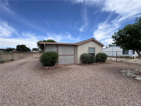 2135 E John L Avenue, Kingman, AZ 86409