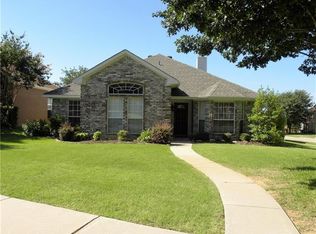 1100 Emily Ln, Carrollton, TX 75010