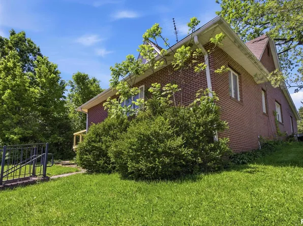 812 N Lafayette St, Macomb, IL 61455