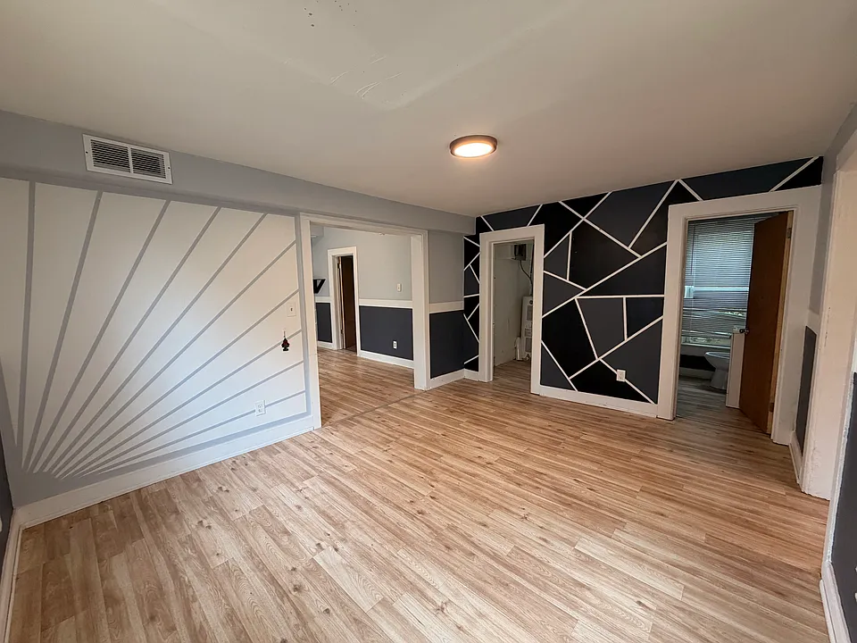 475 Parker Ave