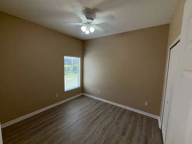 5812 Stafford Springs Trl — Photo 11
