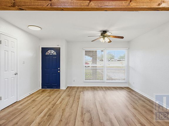 4th image of 11611 Oak Trl