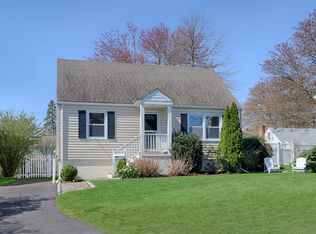 47 Renchy St, Fairfield, CT 06824