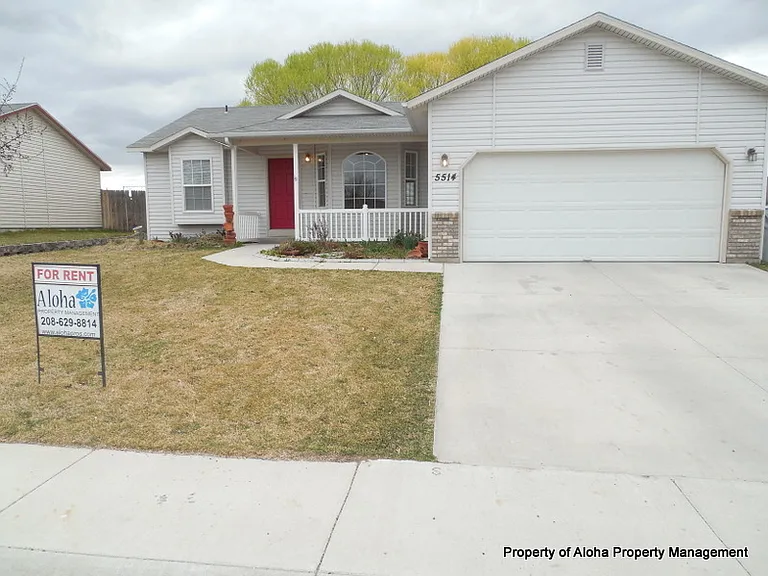 5514 Buckboard Ave — Photo 2