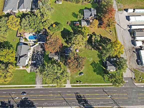 5th image of 1028 Garrison Rd