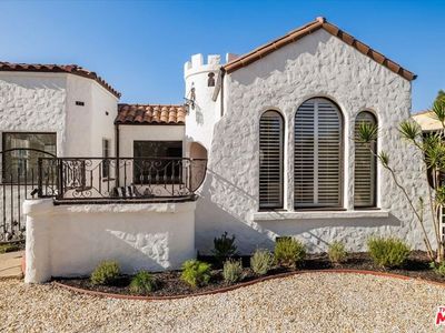 2207 Alsace Ave, Los Angeles, CA, 90016