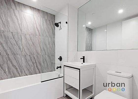 4th image of 282 E 32nd St #5B