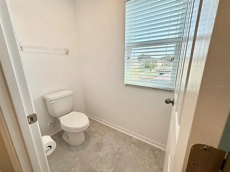 12189 Nouveau Ave — Photo 27