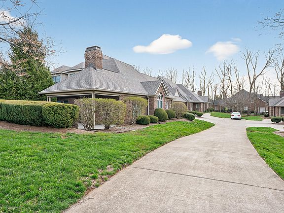 3rd image of 1479 Pine Needles Ln