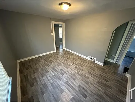 3 bed, 925 sqft, $1,150 — Photo 4
