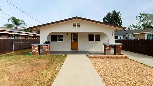 3189 Sanchez St Photo 1