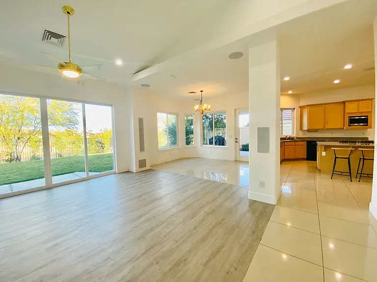 9800 Camden Hills Ave — Photo 8
