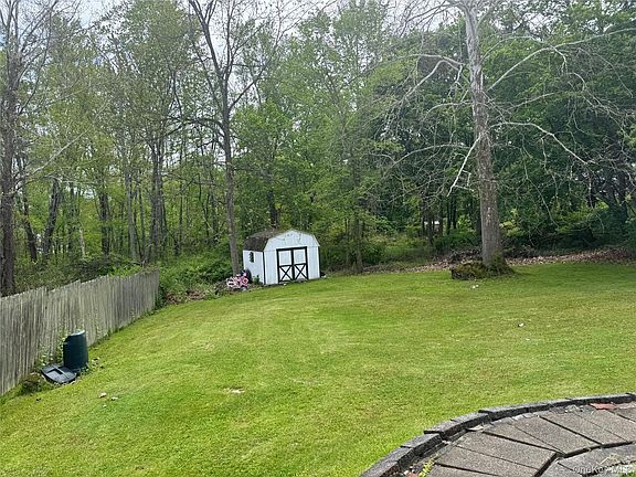 5th image of 176 Spackenkill Rd #1B